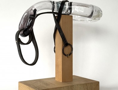 u-o-glass-buckle-34x17x35-ljus